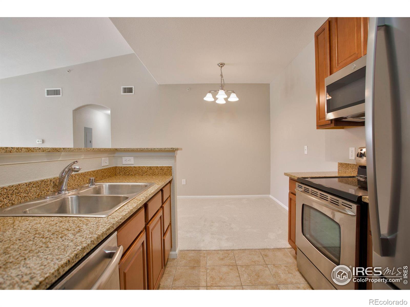 MLS Image #14 for 3045  blue sky circle 304,erie, Colorado