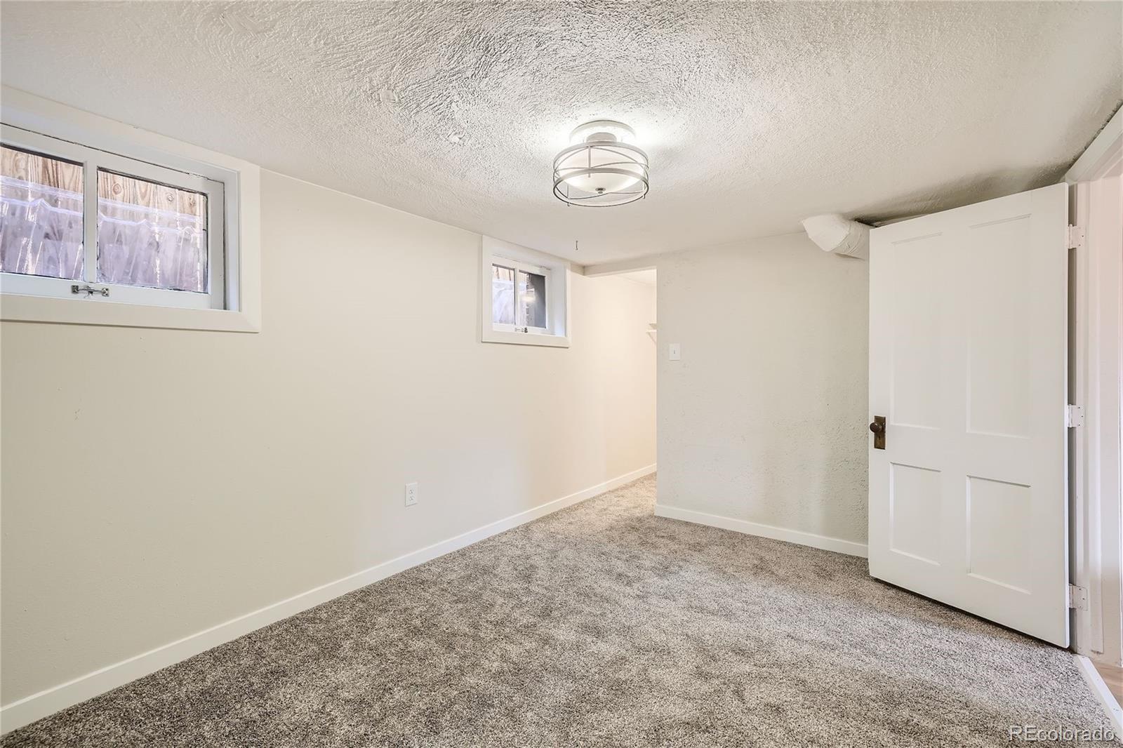 MLS Image #19 for 2900 n clayton street,denver, Colorado