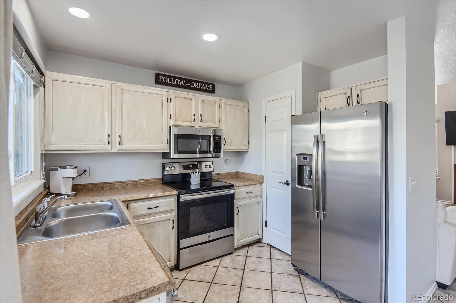 MLS Image #9 for 896  summer drive 15d,highlands ranch, Colorado