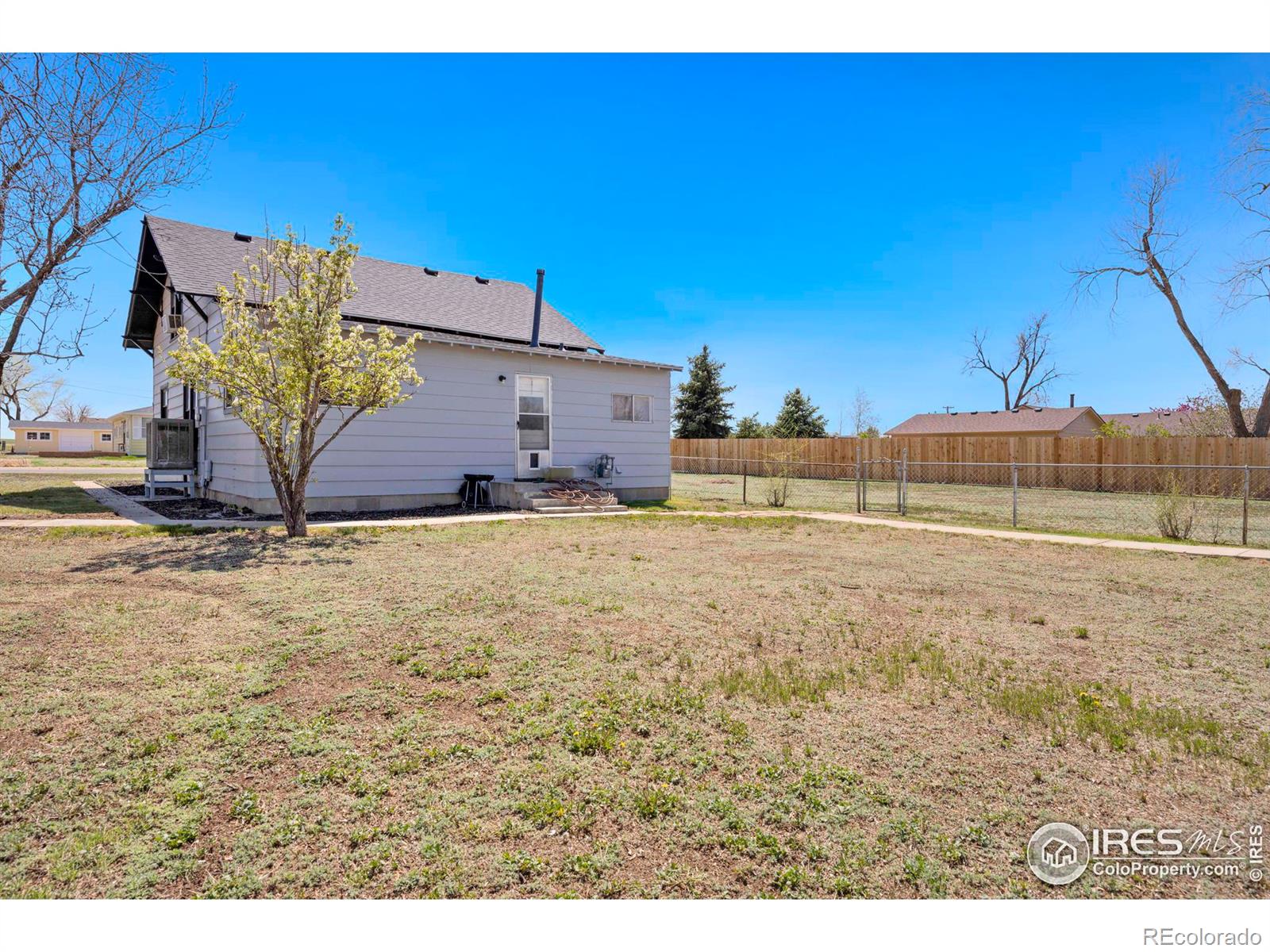 MLS Image #14 for 131  3rd street,dacono, Colorado