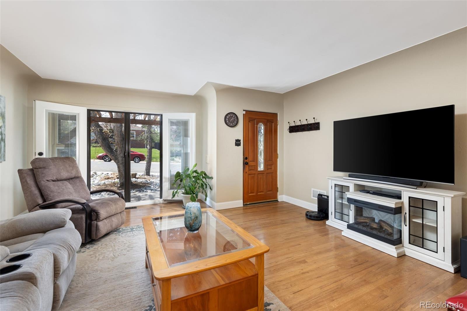 MLS Image #9 for 438 s alcott street,denver, Colorado