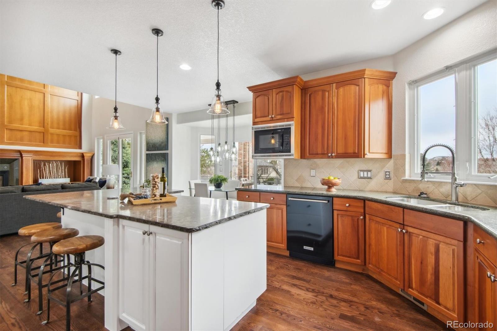 MLS Image #14 for 9547 s shadow hill circle,lone tree, Colorado