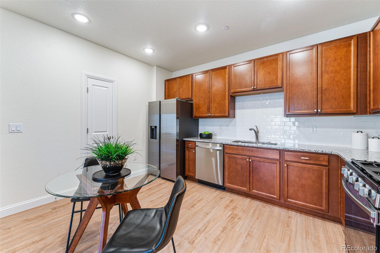 MLS Image #9 for 8848 s kipling way,littleton, Colorado