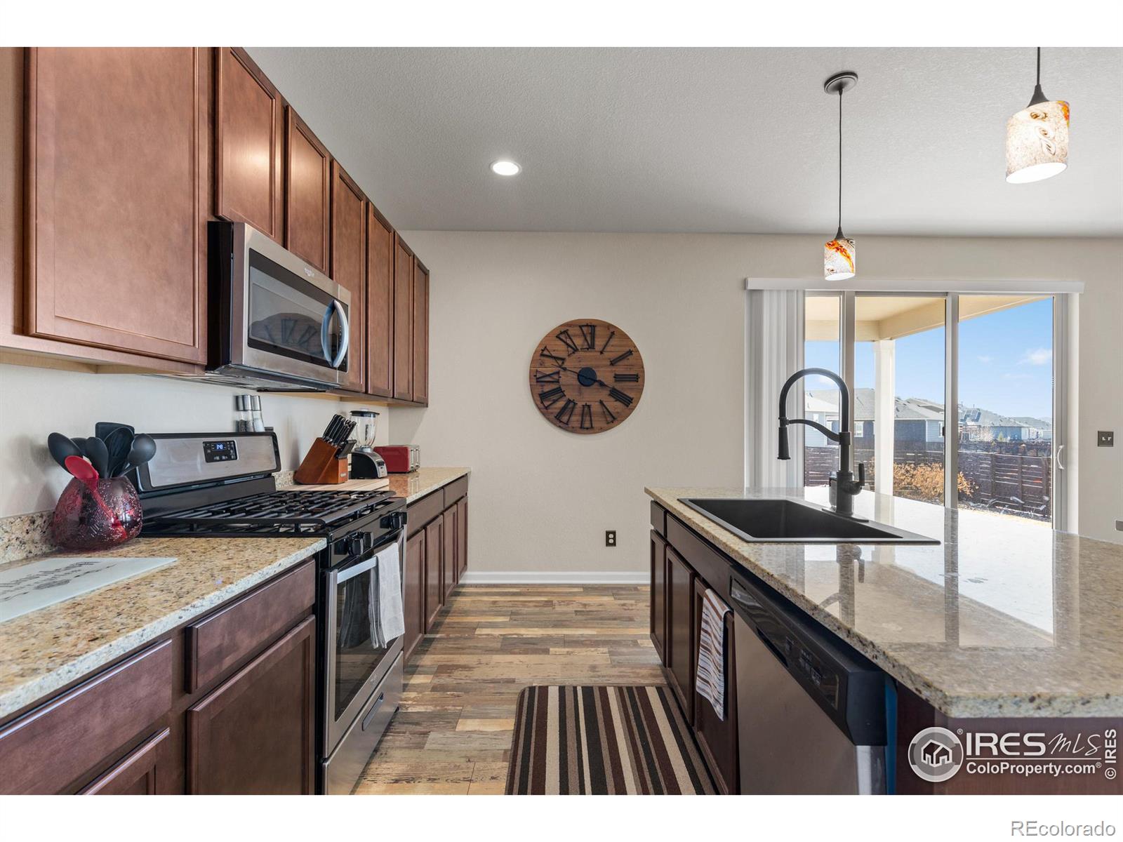 MLS Image #5 for 215 s robertsdale street,aurora, Colorado