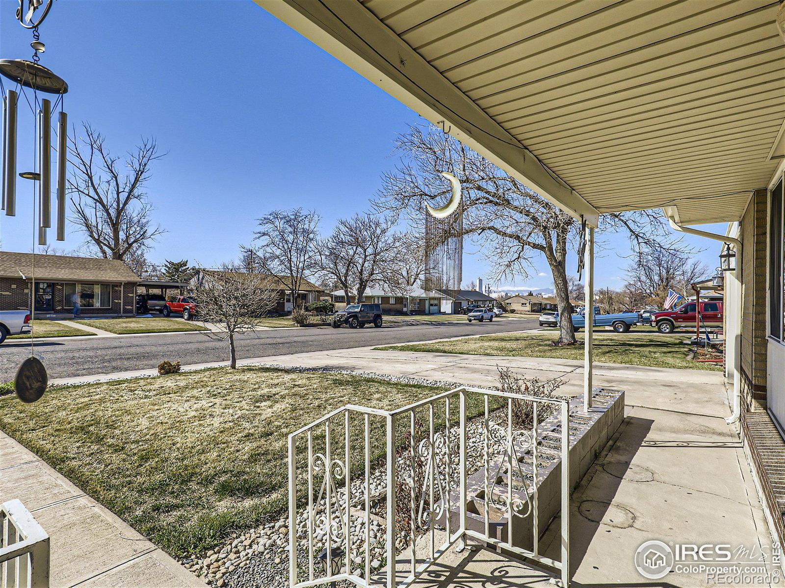 MLS Image #5 for 5861  demott avenue,commerce city, Colorado