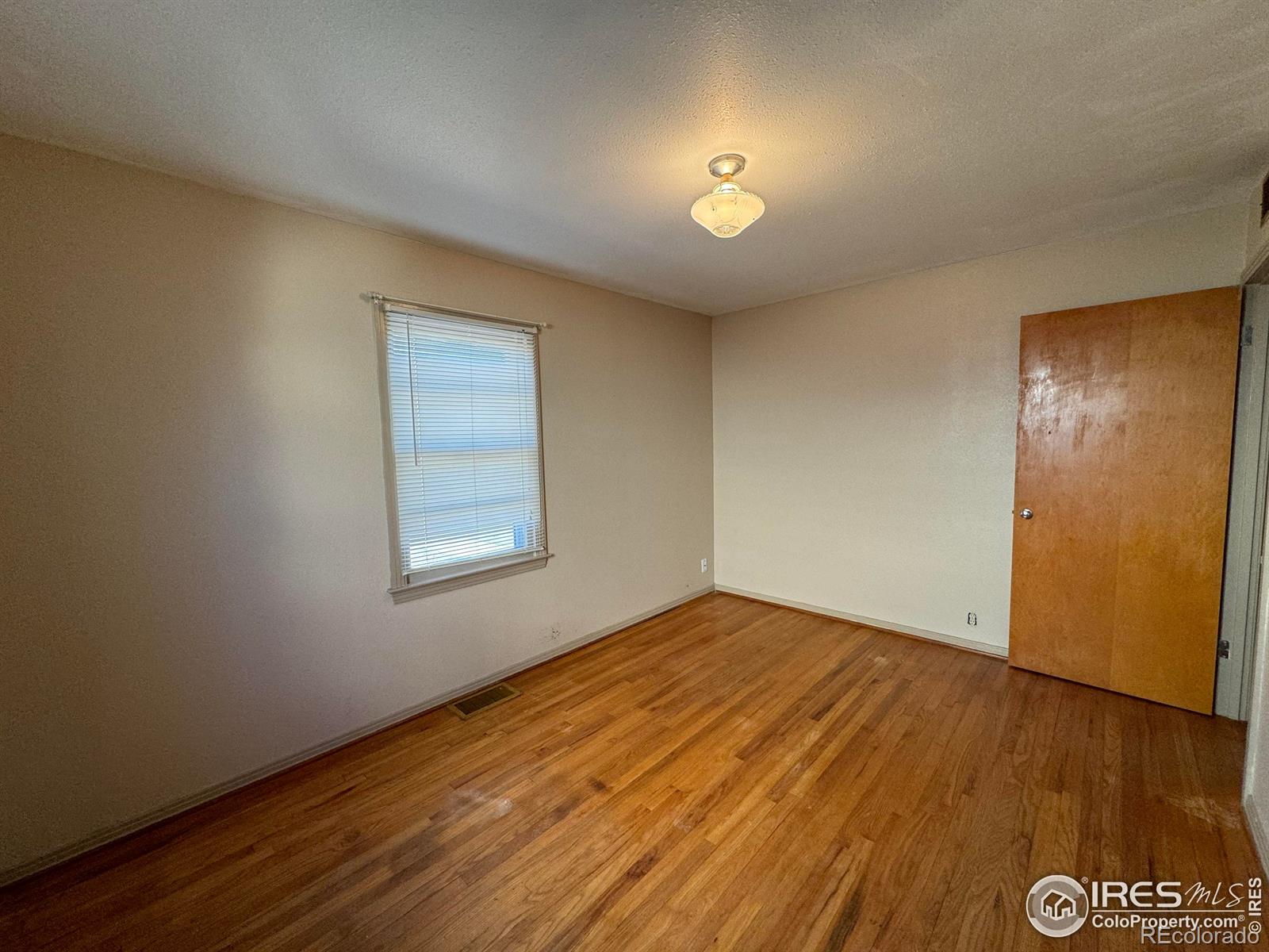 MLS Image #18 for 827  delmar street,sterling, Colorado