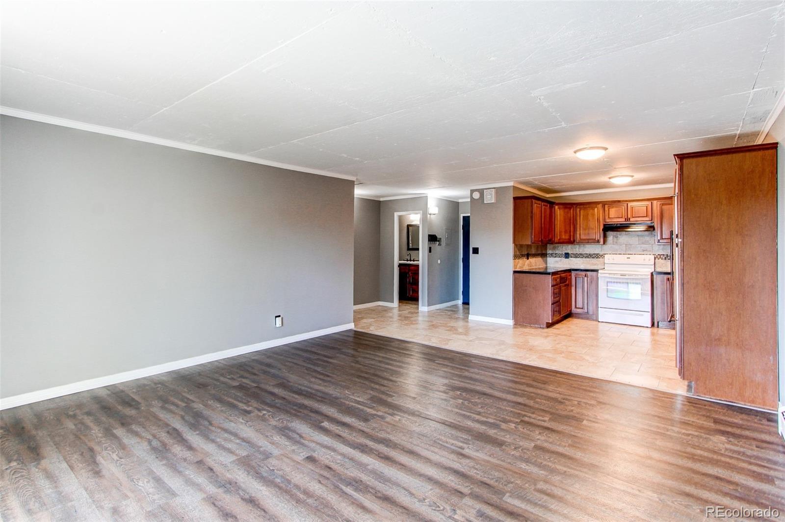 MLS Image #4 for 6930 e girard avenue 406,denver, Colorado