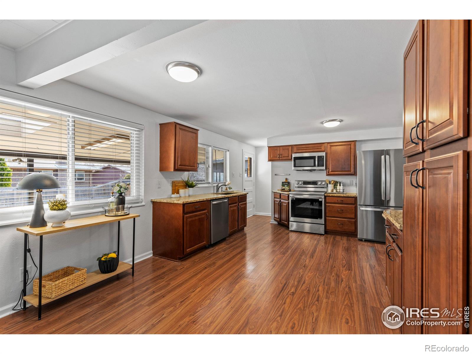 MLS Image #9 for 6840 e iliff avenue,denver, Colorado