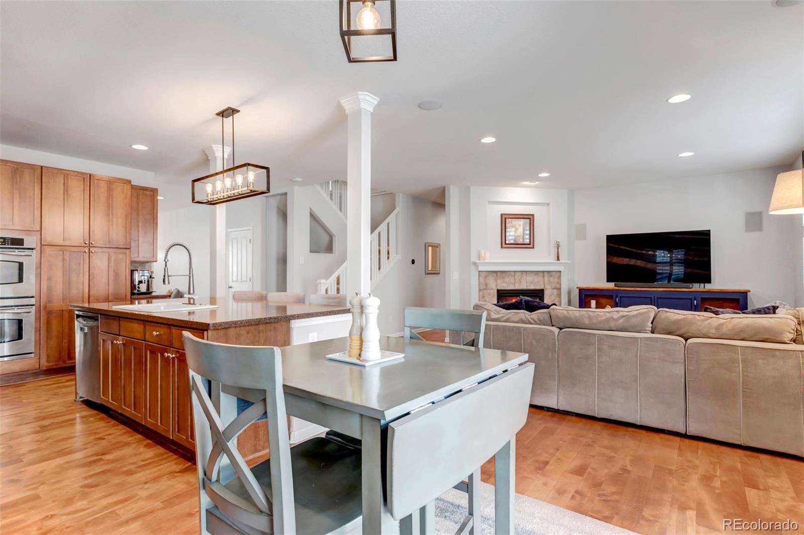 MLS Image #7 for 24522 e ontario drive,aurora, Colorado