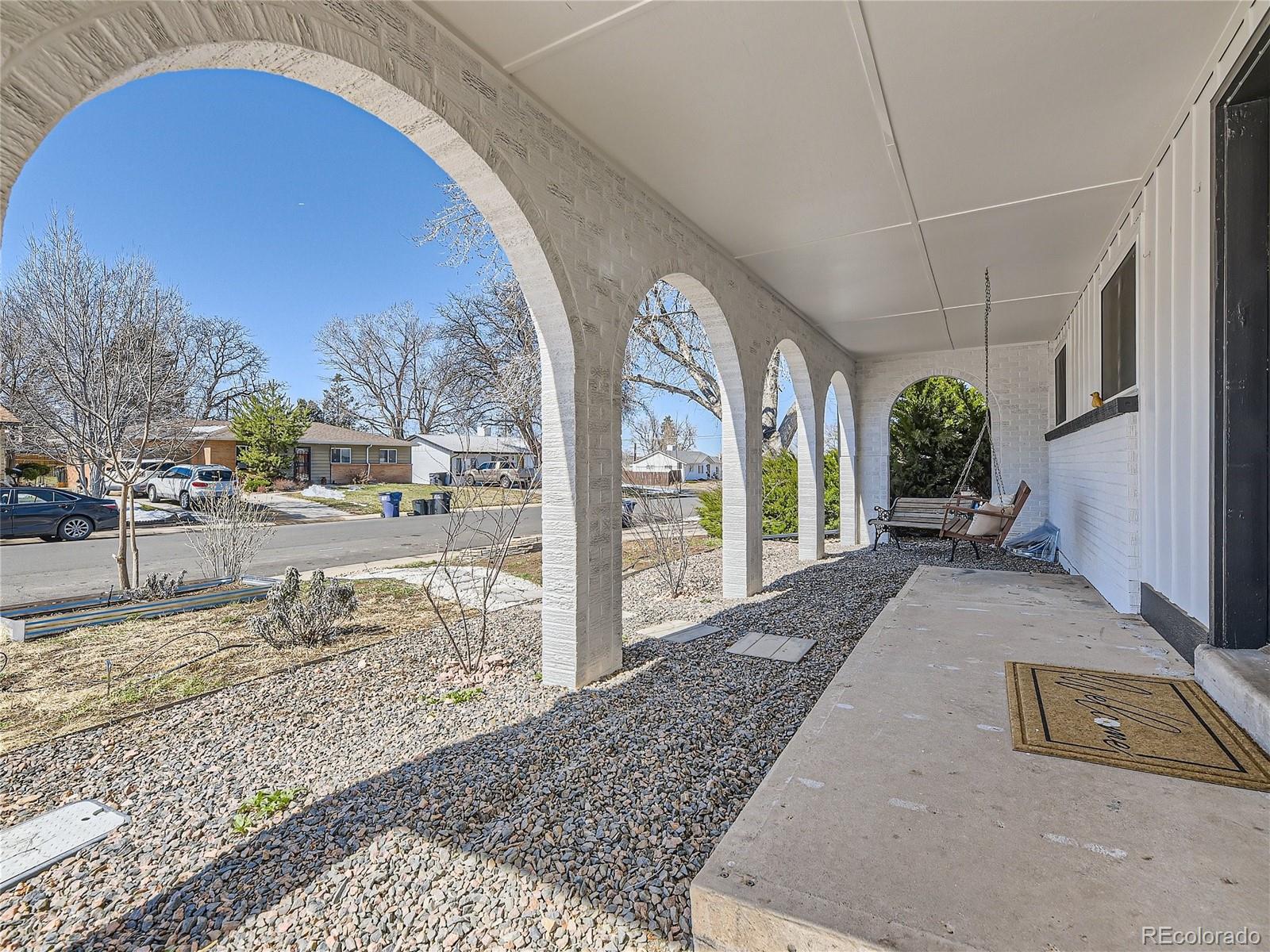 MLS Image #3 for 1926 s newton street,denver, Colorado