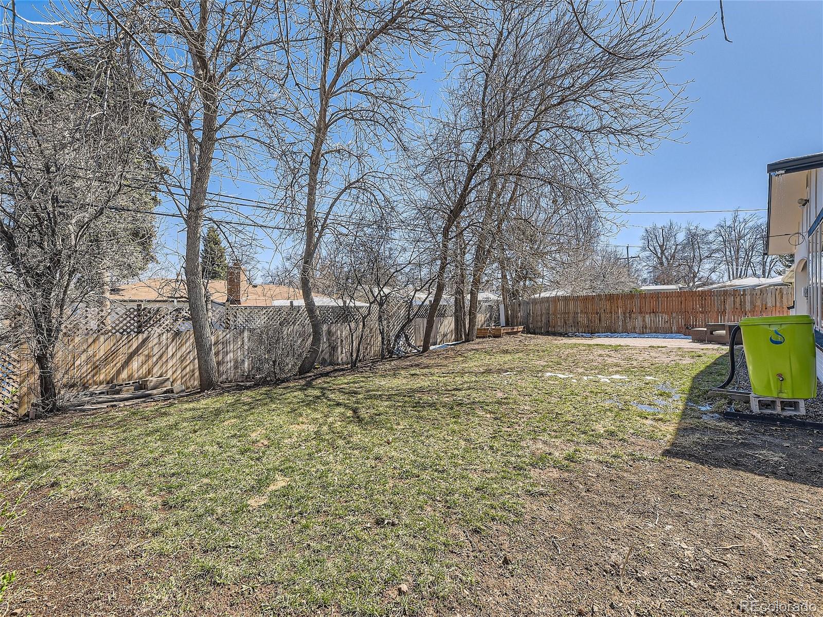 MLS Image #36 for 1926 s newton street,denver, Colorado