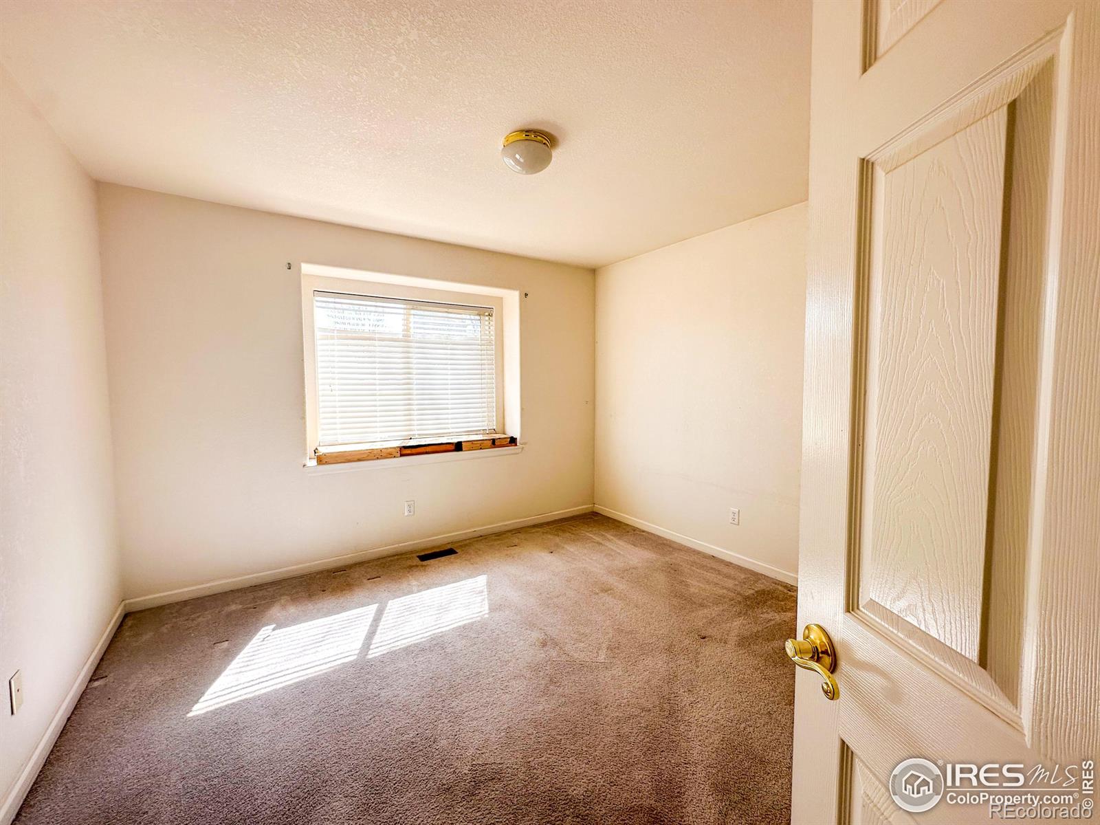 MLS Image #15 for 903 n 6th street,johnstown, Colorado