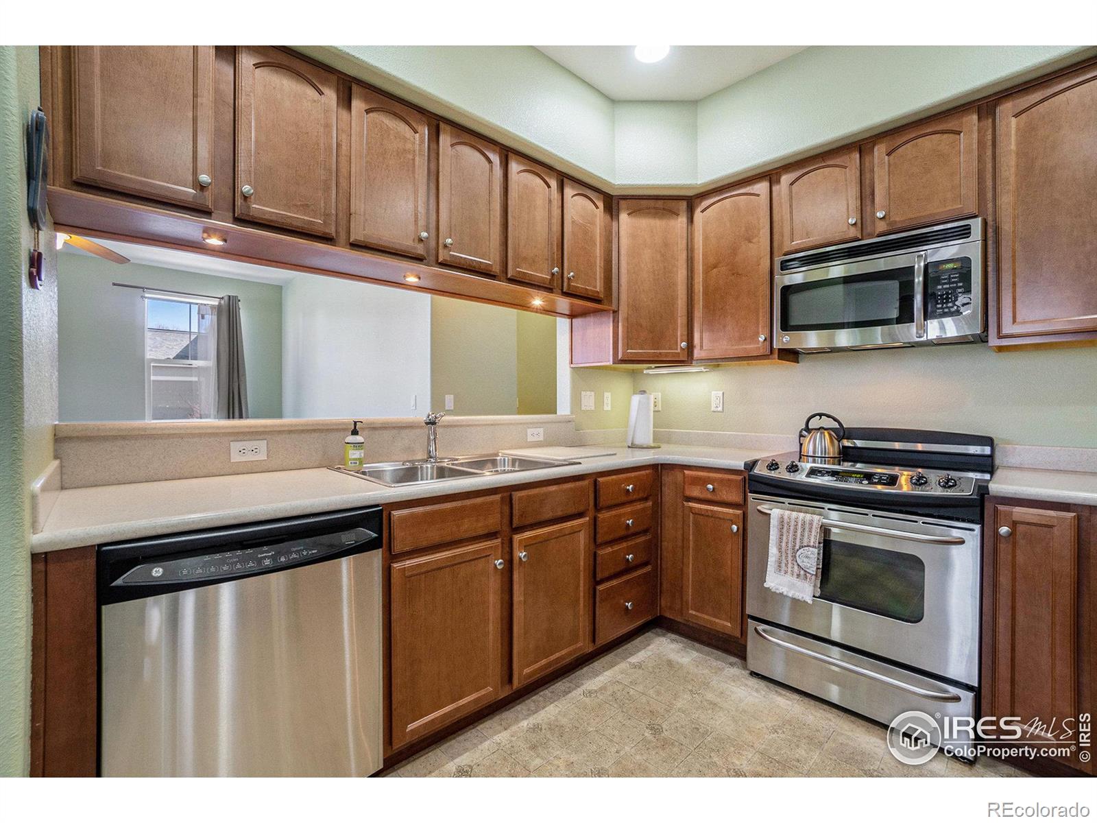 MLS Image #9 for 4751  pleasant oak drive,fort collins, Colorado