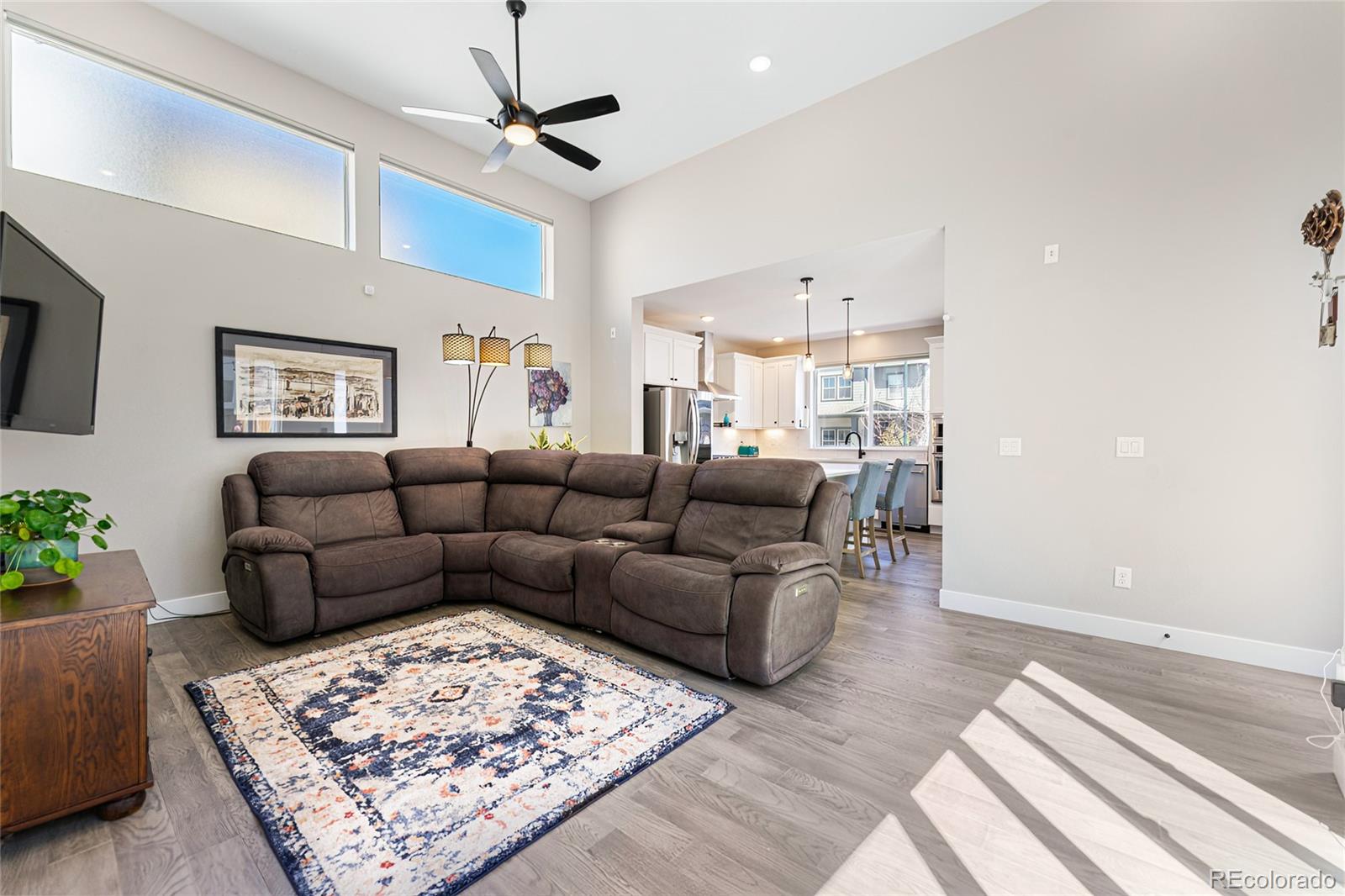 MLS Image #4 for 6337 n dayton way,denver, Colorado