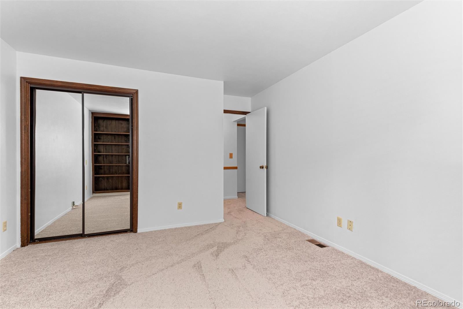 MLS Image #31 for 7497 w nichols place,littleton, Colorado