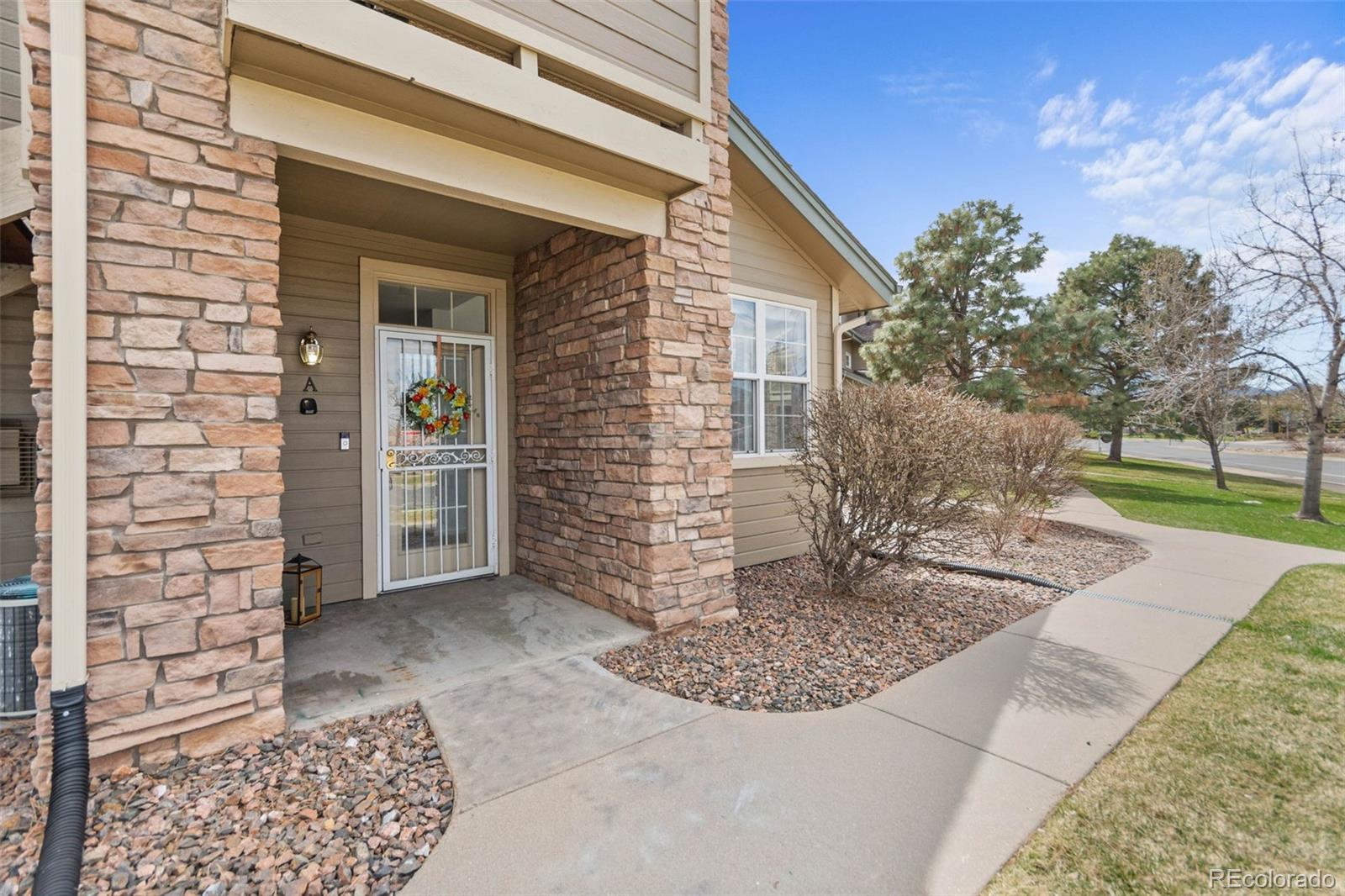 MLS Image #2 for 2806 w centennial drive,littleton, Colorado