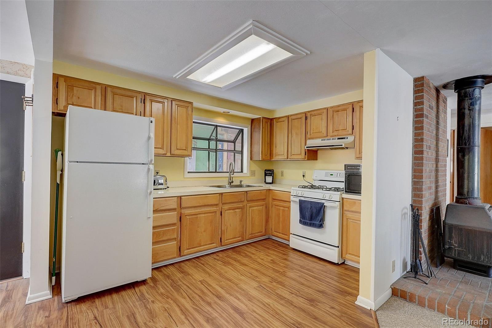 MLS Image #12 for 928  rose street,georgetown, Colorado