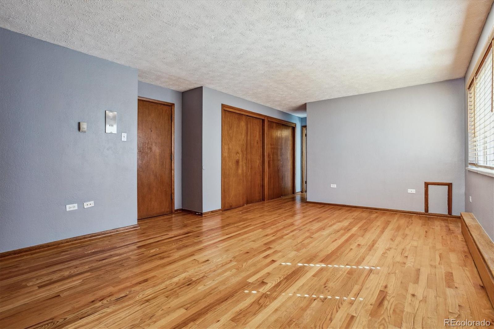 MLS Image #8 for 1063 n clarkson street 11,denver, Colorado