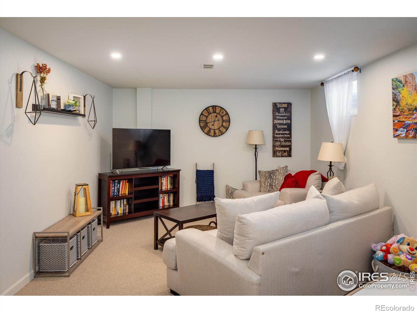 MLS Image #15 for 7054  carr street,arvada, Colorado