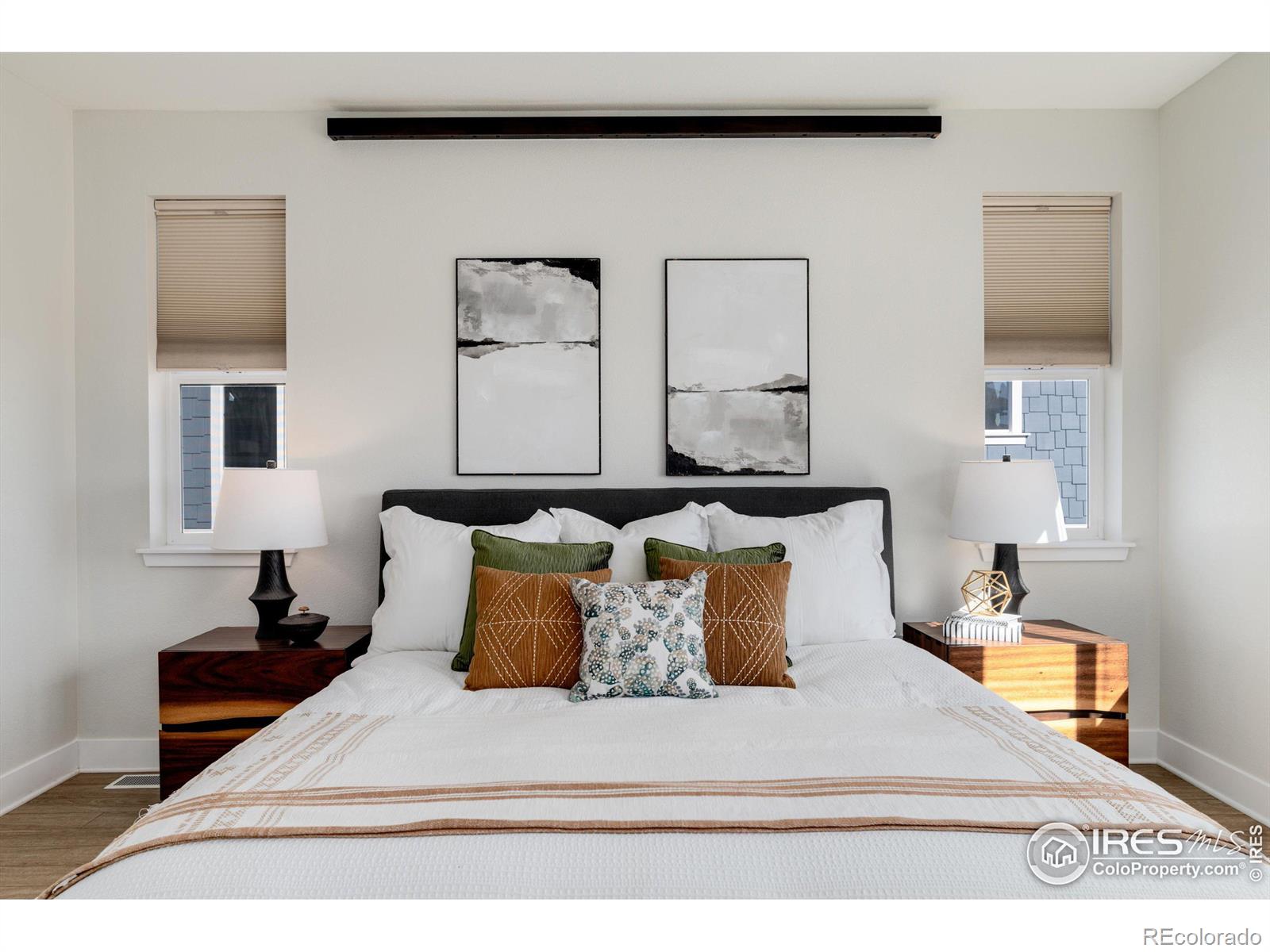 MLS Image #18 for 7966 e 50th avenue,denver, Colorado