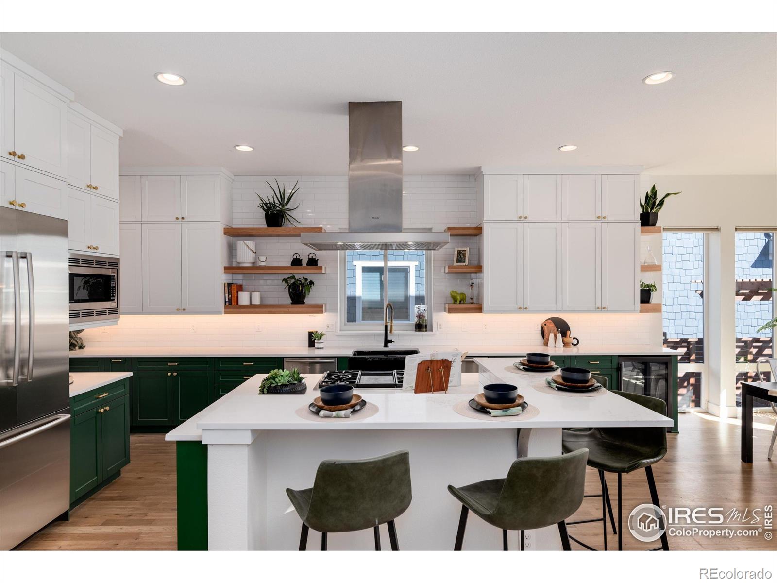 MLS Image #8 for 7966 e 50th avenue,denver, Colorado