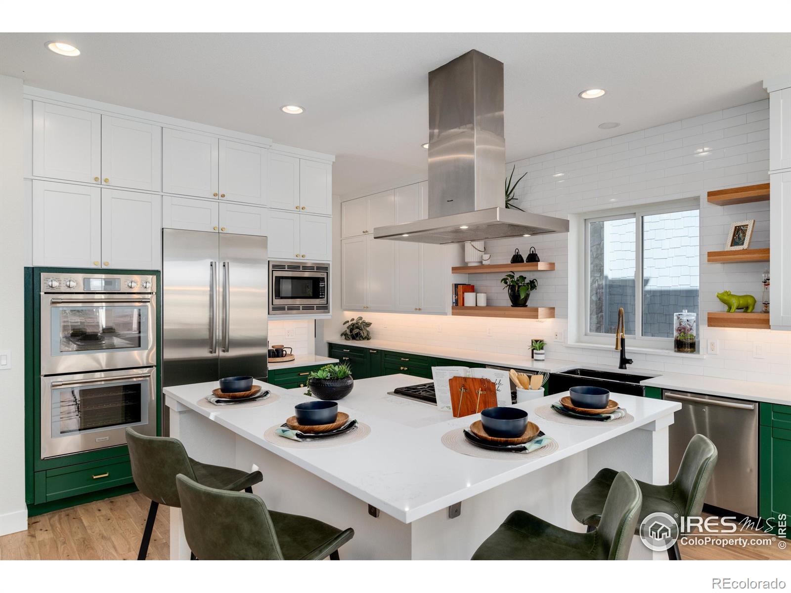MLS Image #9 for 7966 e 50th avenue,denver, Colorado