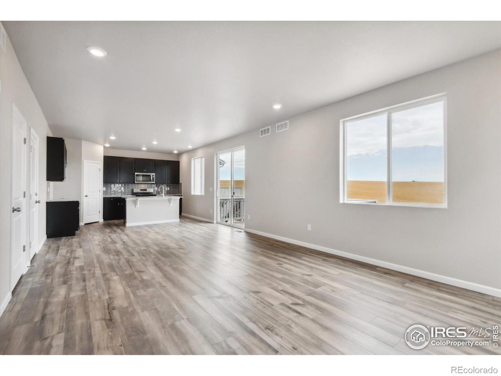MLS Image #3 for 306  elbert street,johnstown, Colorado