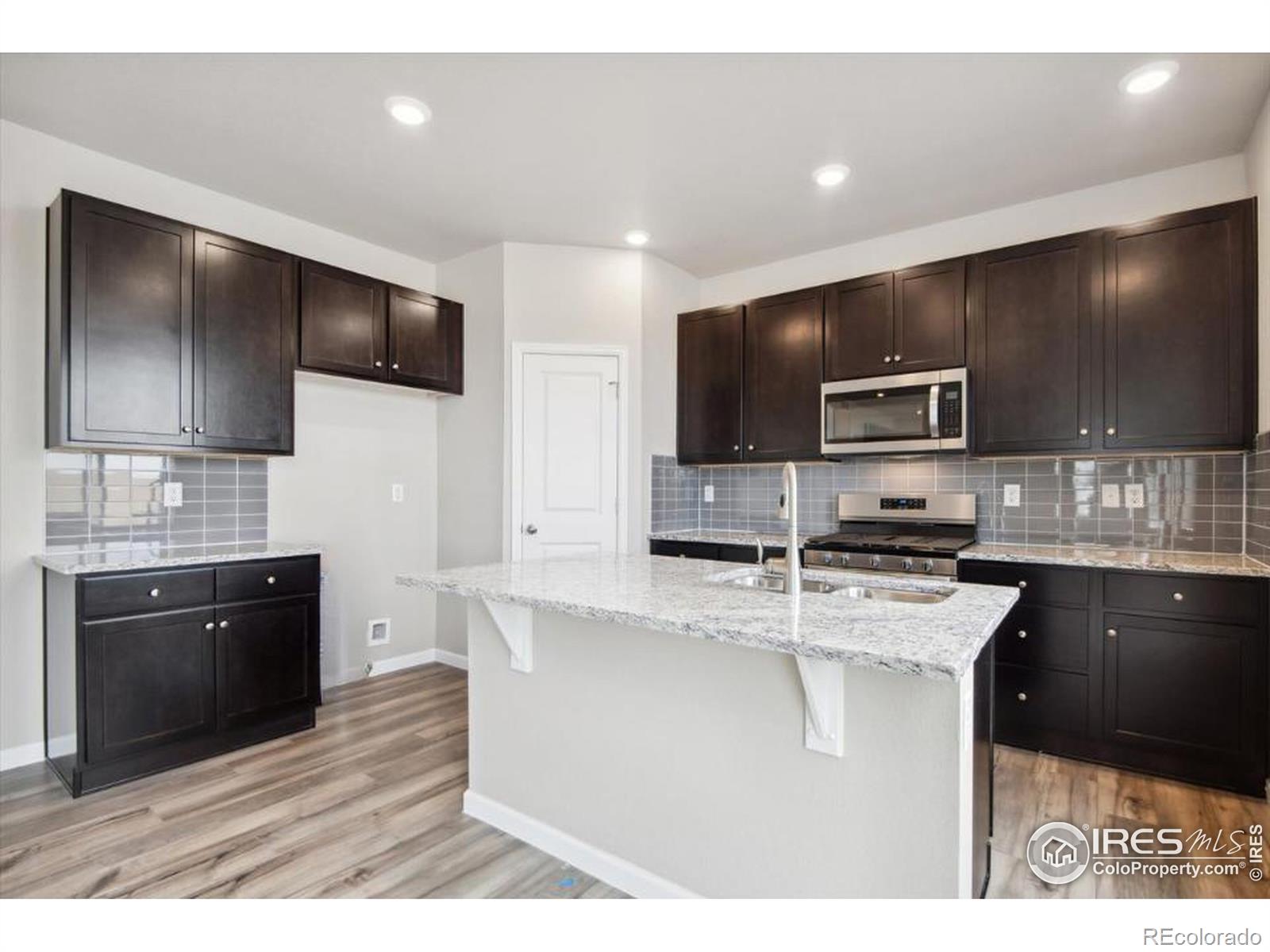 MLS Image #7 for 306  elbert street,johnstown, Colorado