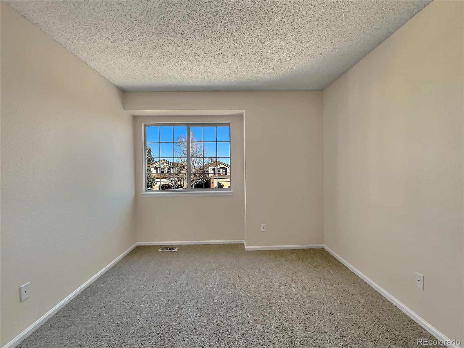 MLS Image #12 for 2884 s salida court,aurora, Colorado