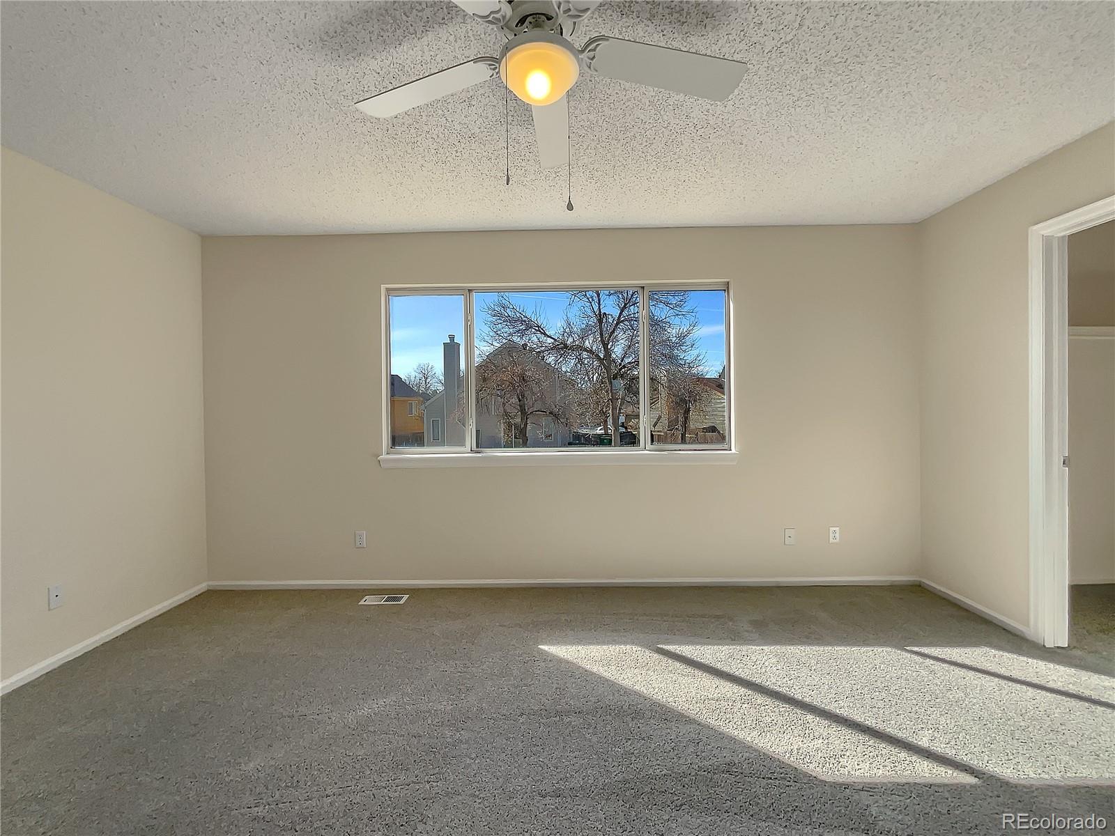 MLS Image #4 for 2884 s salida court,aurora, Colorado