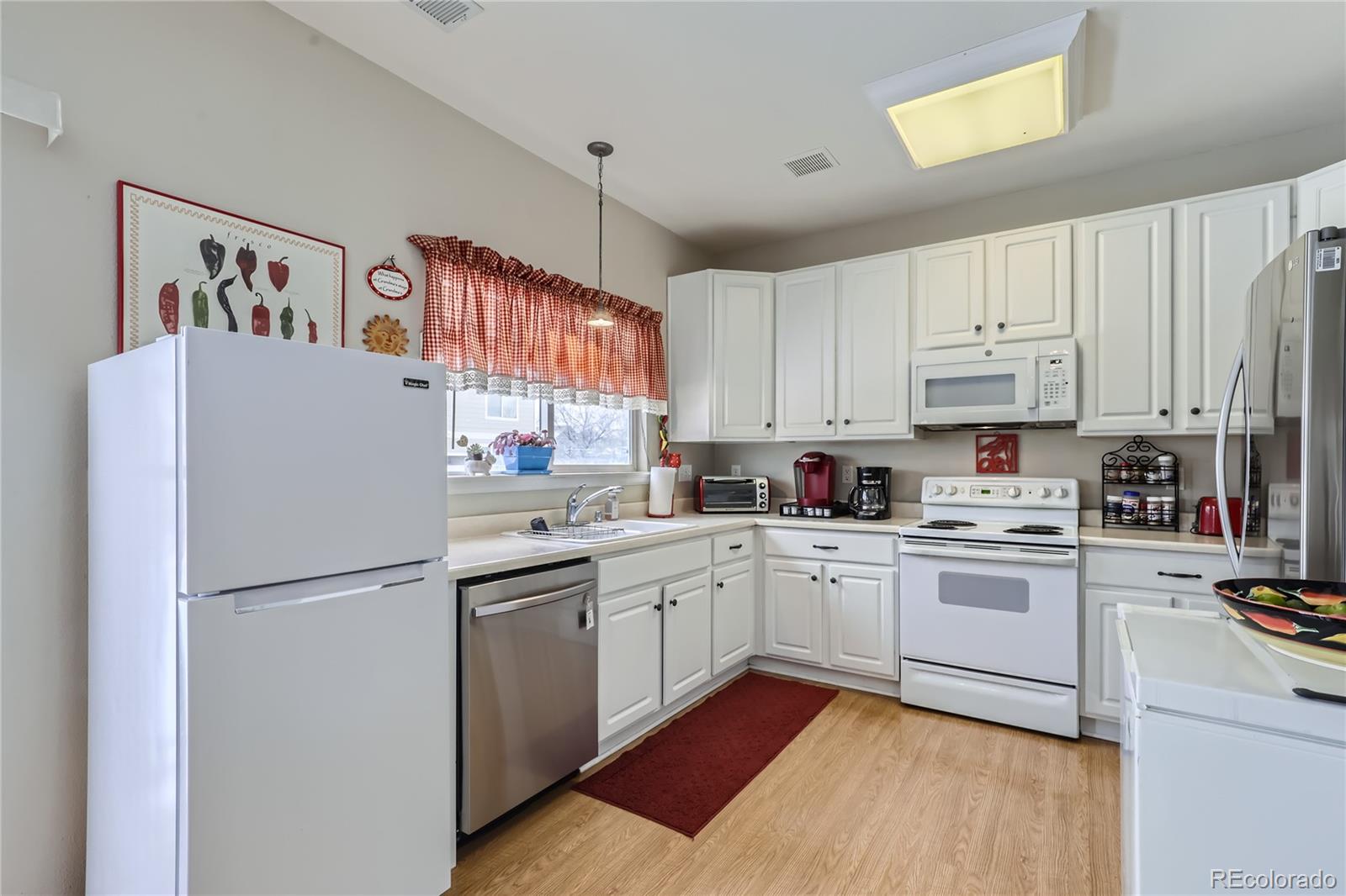 MLS Image #12 for 19765 e 58th drive,aurora, Colorado