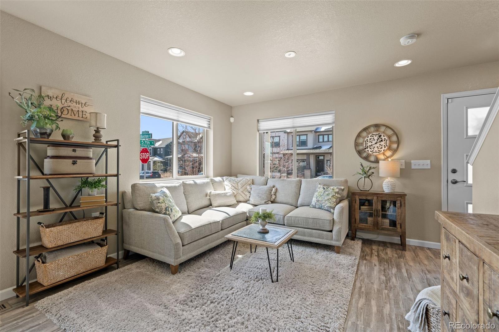 MLS Image #5 for 5750  boston street,denver, Colorado