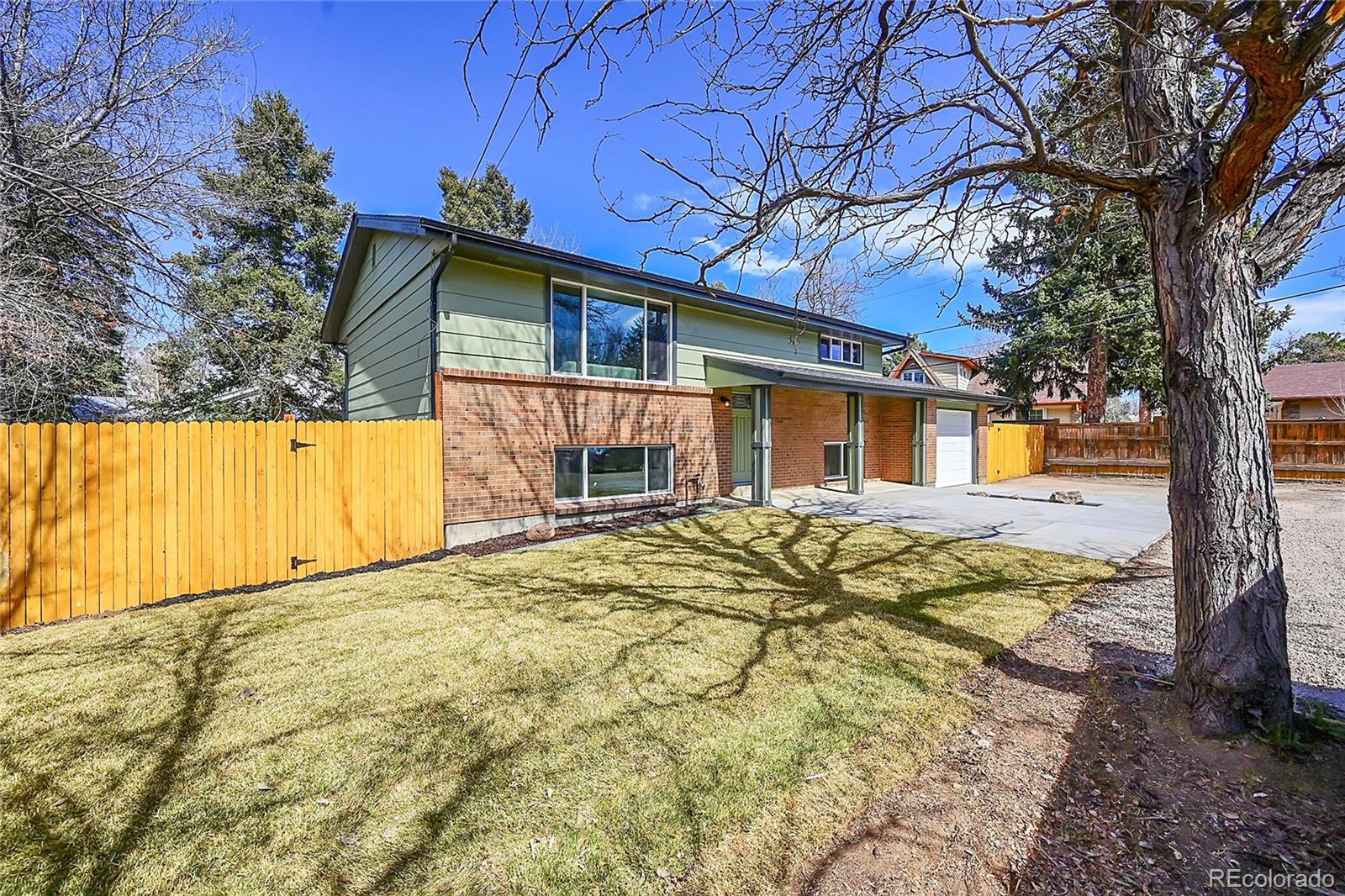 CMA Image for 1863 S Chester Circle,Denver, Colorado