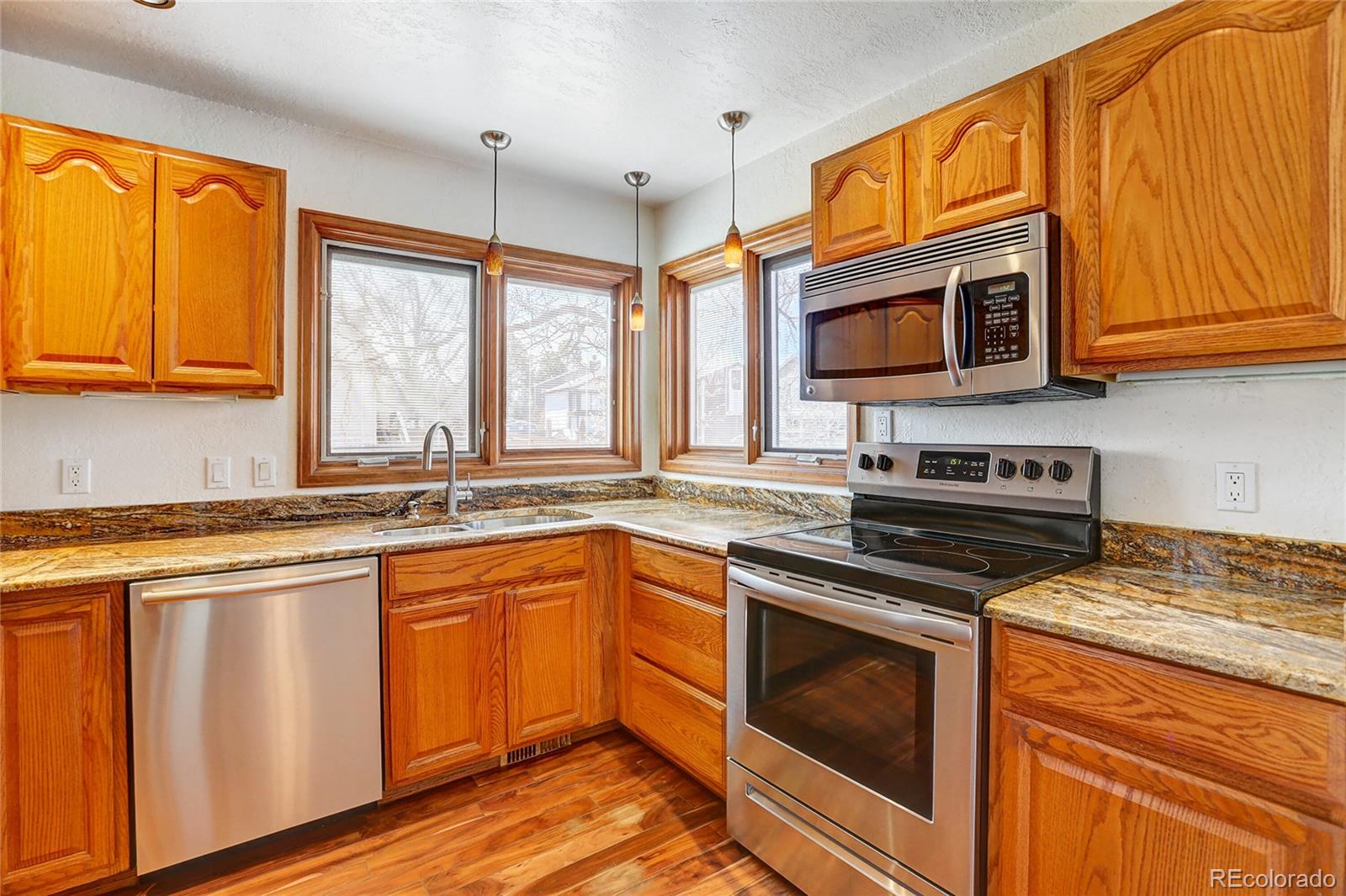 MLS Image #9 for 9880  garland drive,broomfield, Colorado