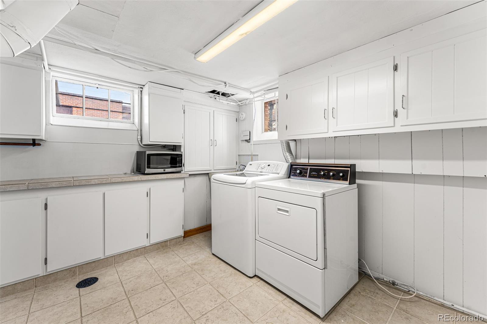 MLS Image #25 for 1220  poplar street,denver, Colorado