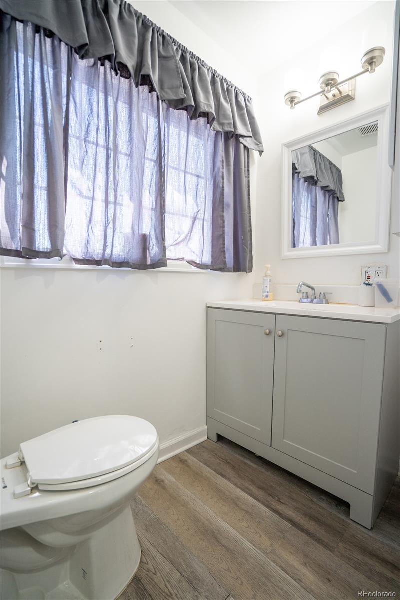 MLS Image #9 for 2014 s clay street,denver, Colorado