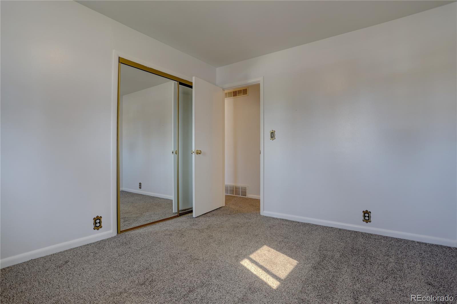 MLS Image #15 for 3323 w layton avenue,englewood, Colorado