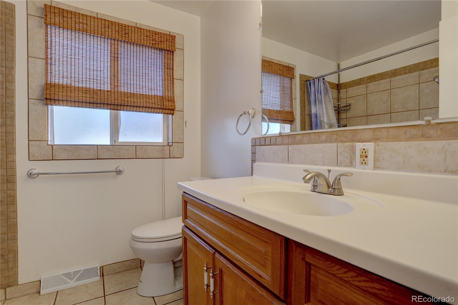 MLS Image #16 for 3323 w layton avenue,englewood, Colorado