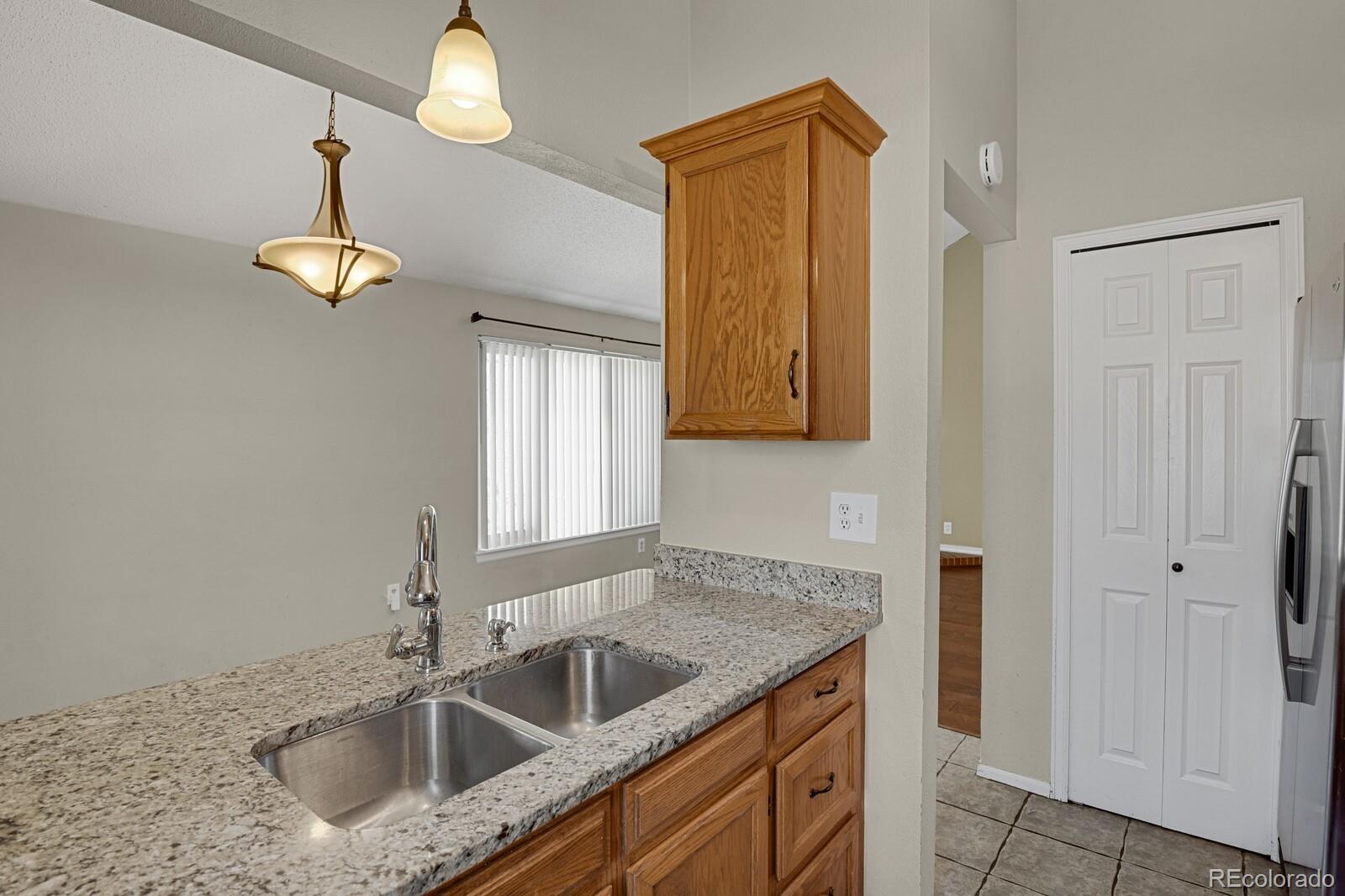 MLS Image #15 for 766 s granby circle,aurora, Colorado