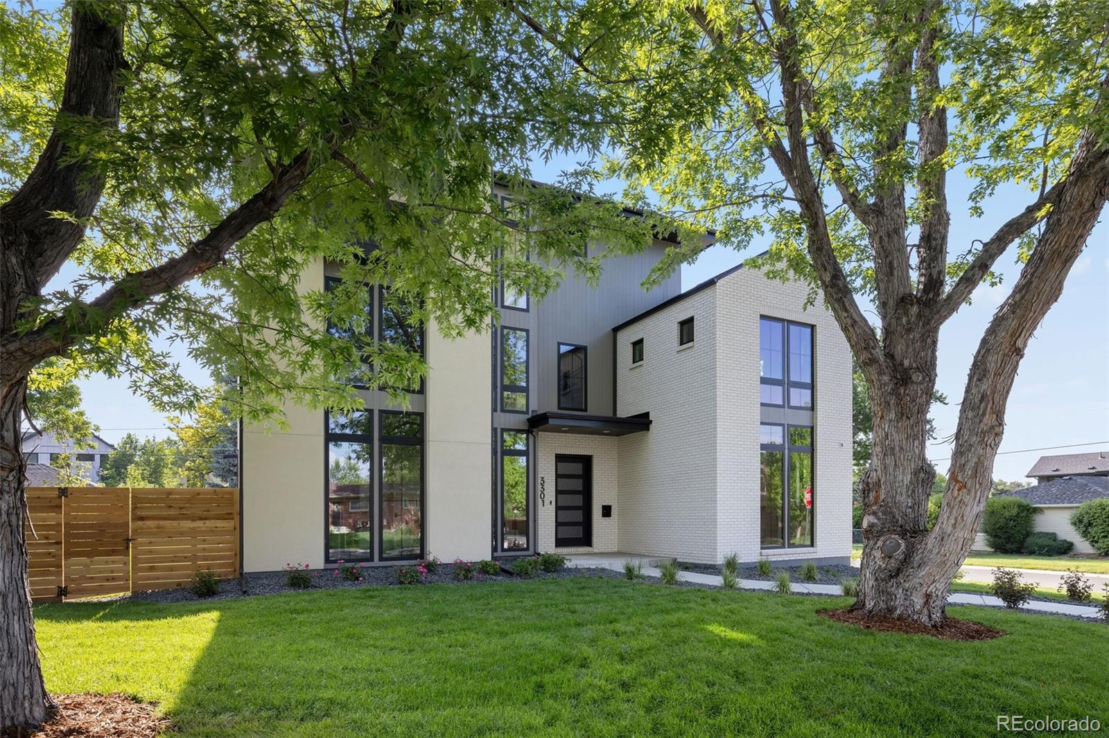 MLS Image #2 for 3301 s clermont street,denver, Colorado