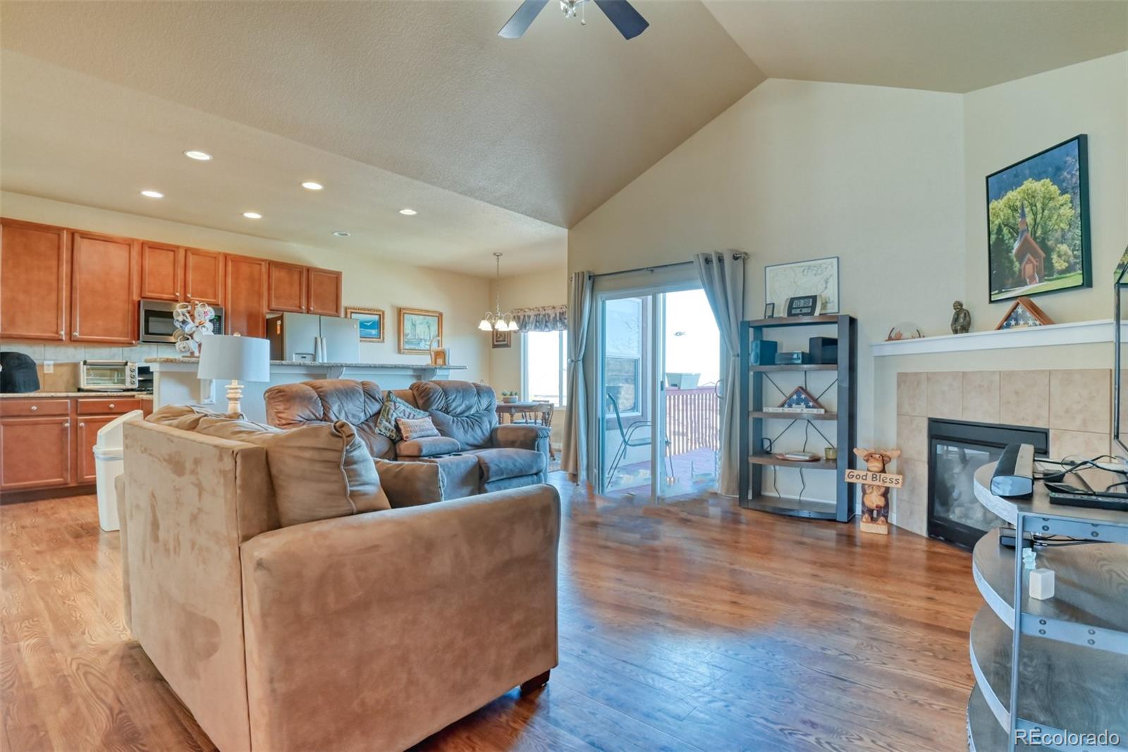 MLS Image #3 for 6434  finglas drive,colorado springs, Colorado