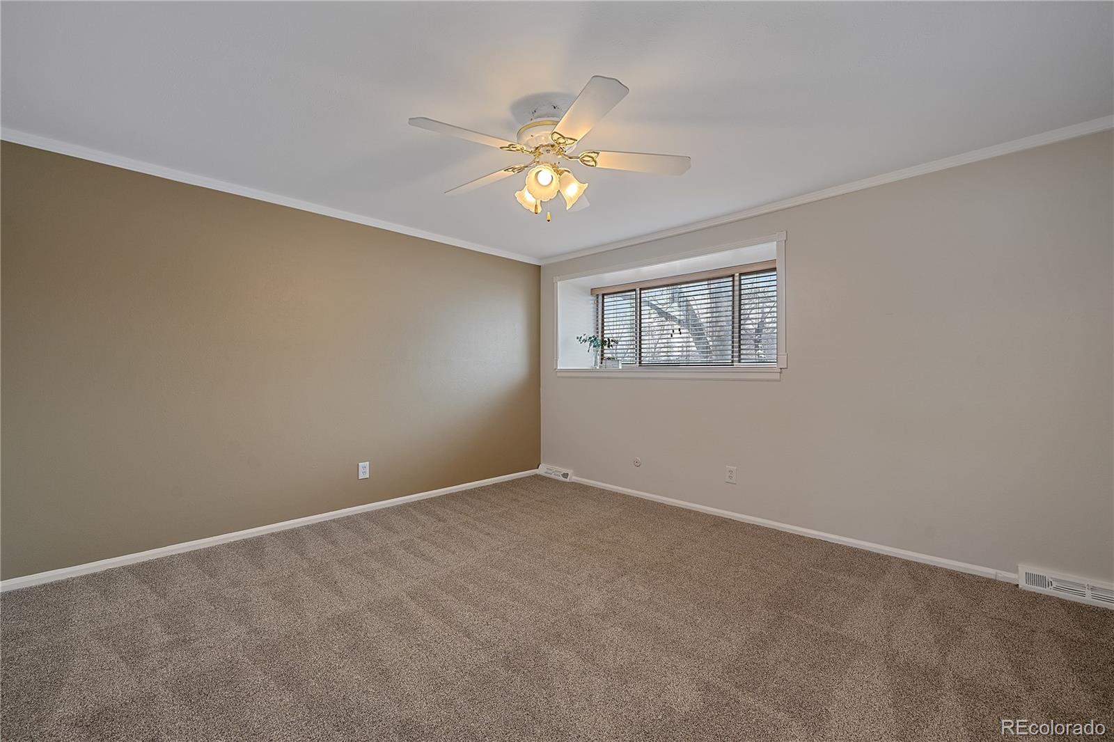 MLS Image #17 for 10728 w 13th avenue,lakewood, Colorado