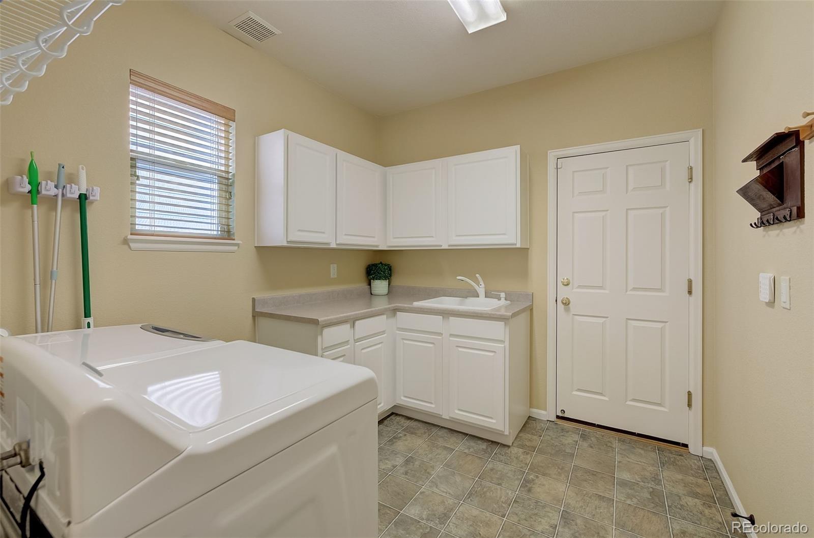 MLS Image #18 for 14294  jared court,broomfield, Colorado