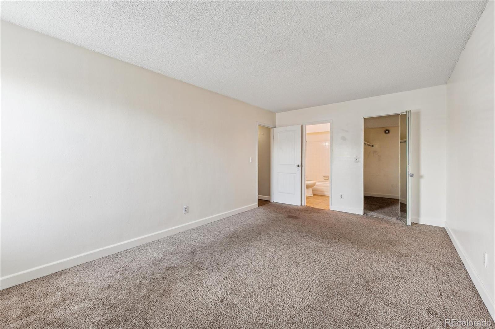 MLS Image #5 for 10150 e virginia avenue 17-102,denver, Colorado