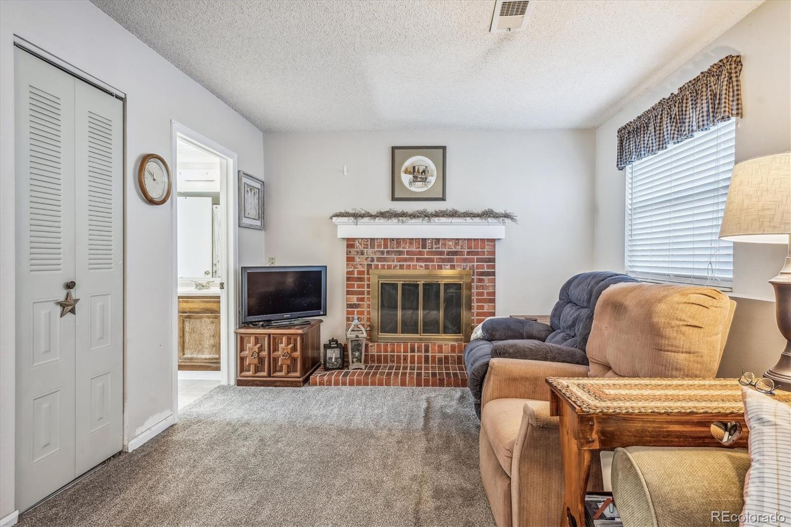 MLS Image #10 for 19447 e colorado drive,aurora, Colorado