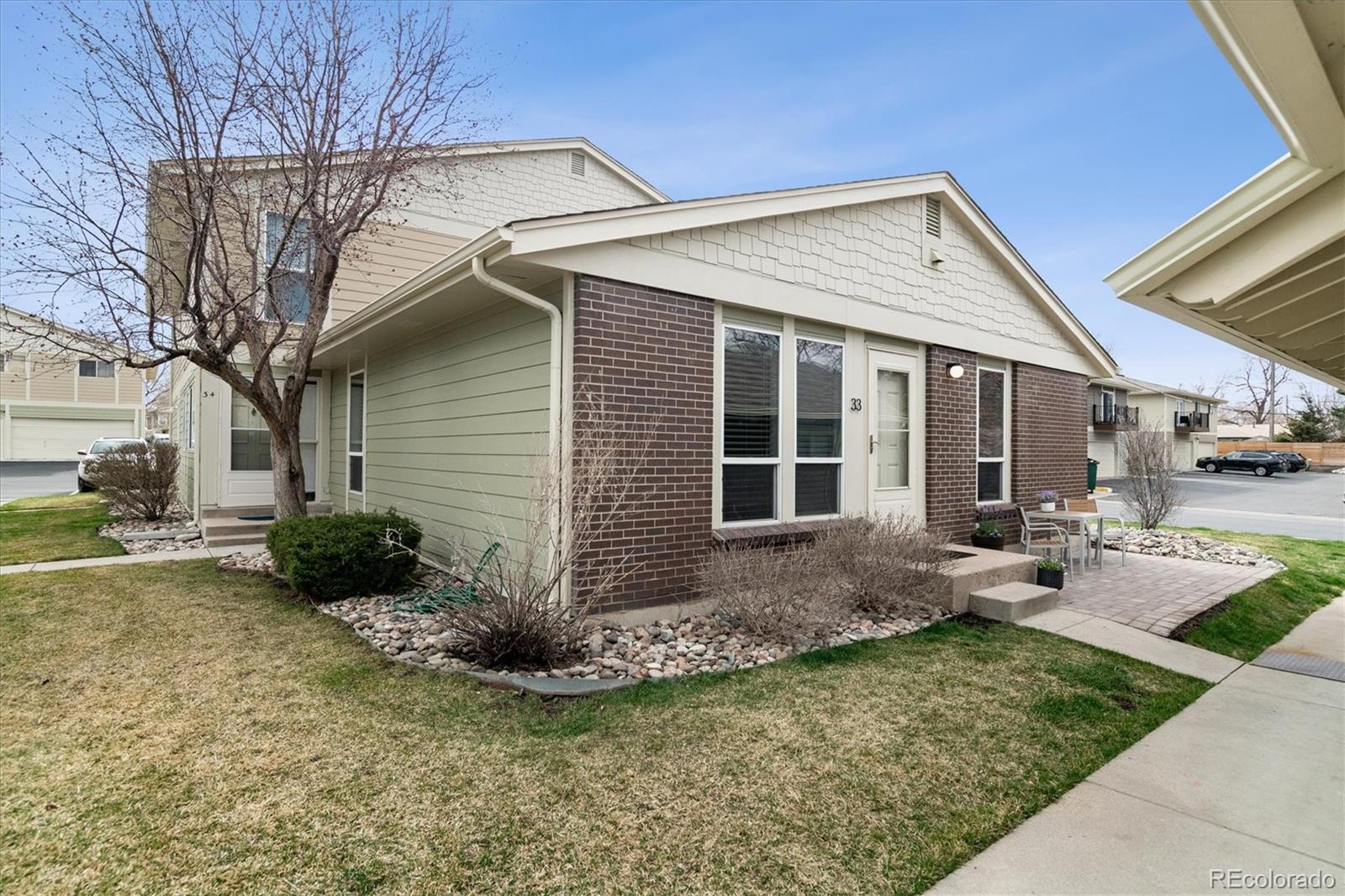 MLS Image #22 for 1250 s monaco parkway,denver, Colorado