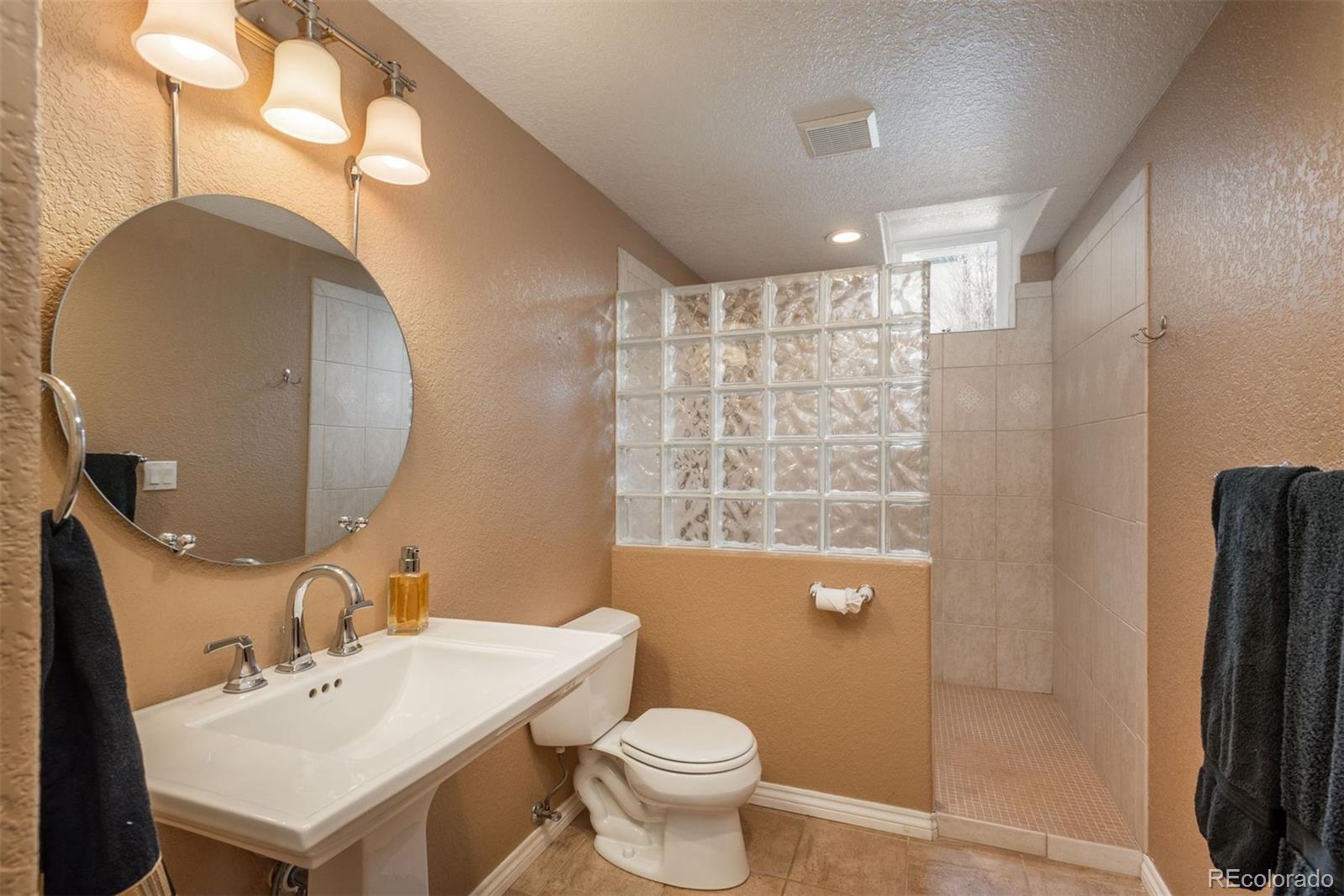 MLS Image #43 for 5231 e long lane,centennial, Colorado