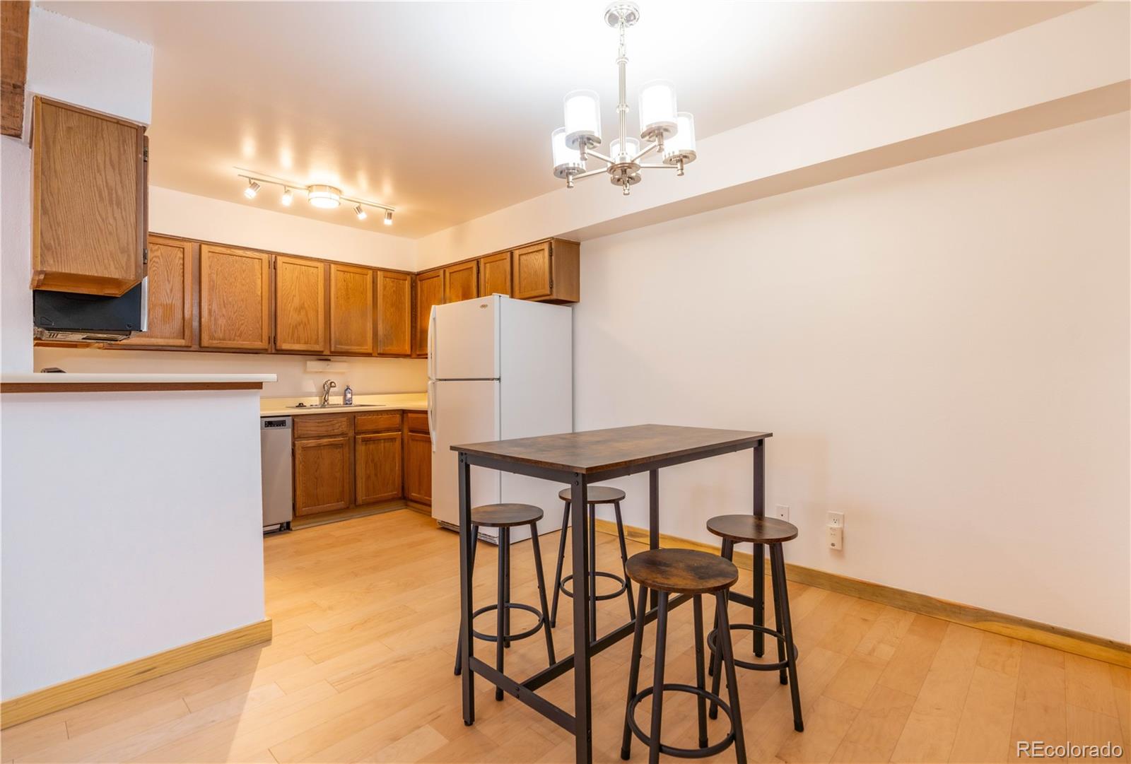 MLS Image #5 for 431  wright street 108,lakewood, Colorado