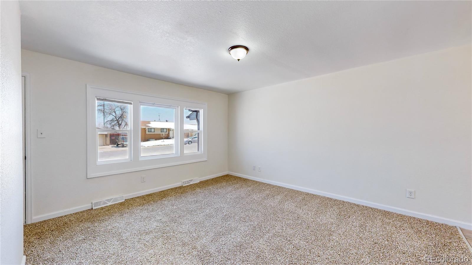 MLS Image #4 for 8111  grant street,denver, Colorado