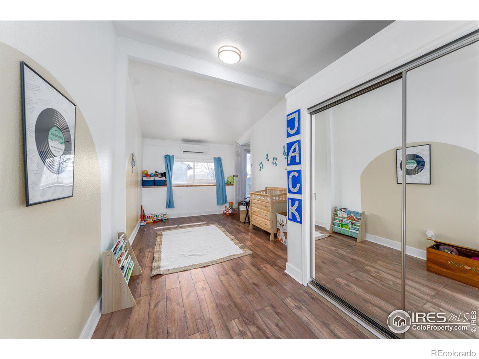 MLS Image #11 for 7860  valley view drive,denver, Colorado